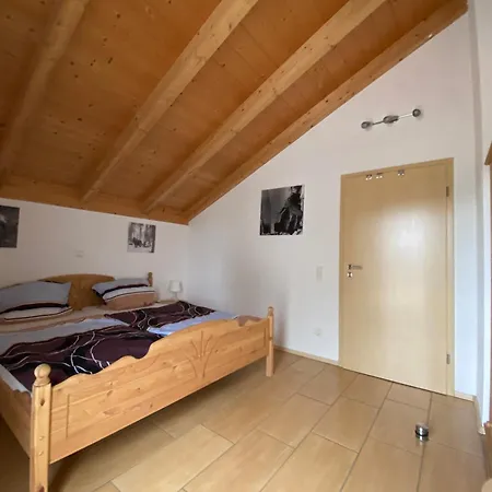 Nyaraló Plattenstein Untermitterdorf